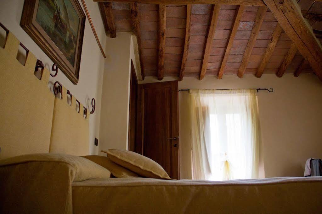 Agriturismo Il Castagnolino San Gimignano Bagian luar foto